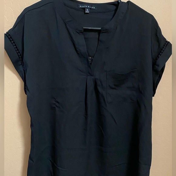 Women’s black blouse - Picture 1 of 2
